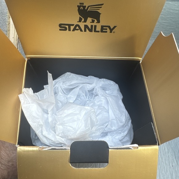 Stanley Quencher H2.0 FlowState 40oz Tumbler Deco Black Gloss Gold Handle - Picture 11 of 12